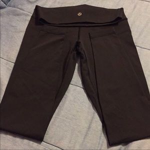 Lulu high waisted wunder under black leggings sz 6